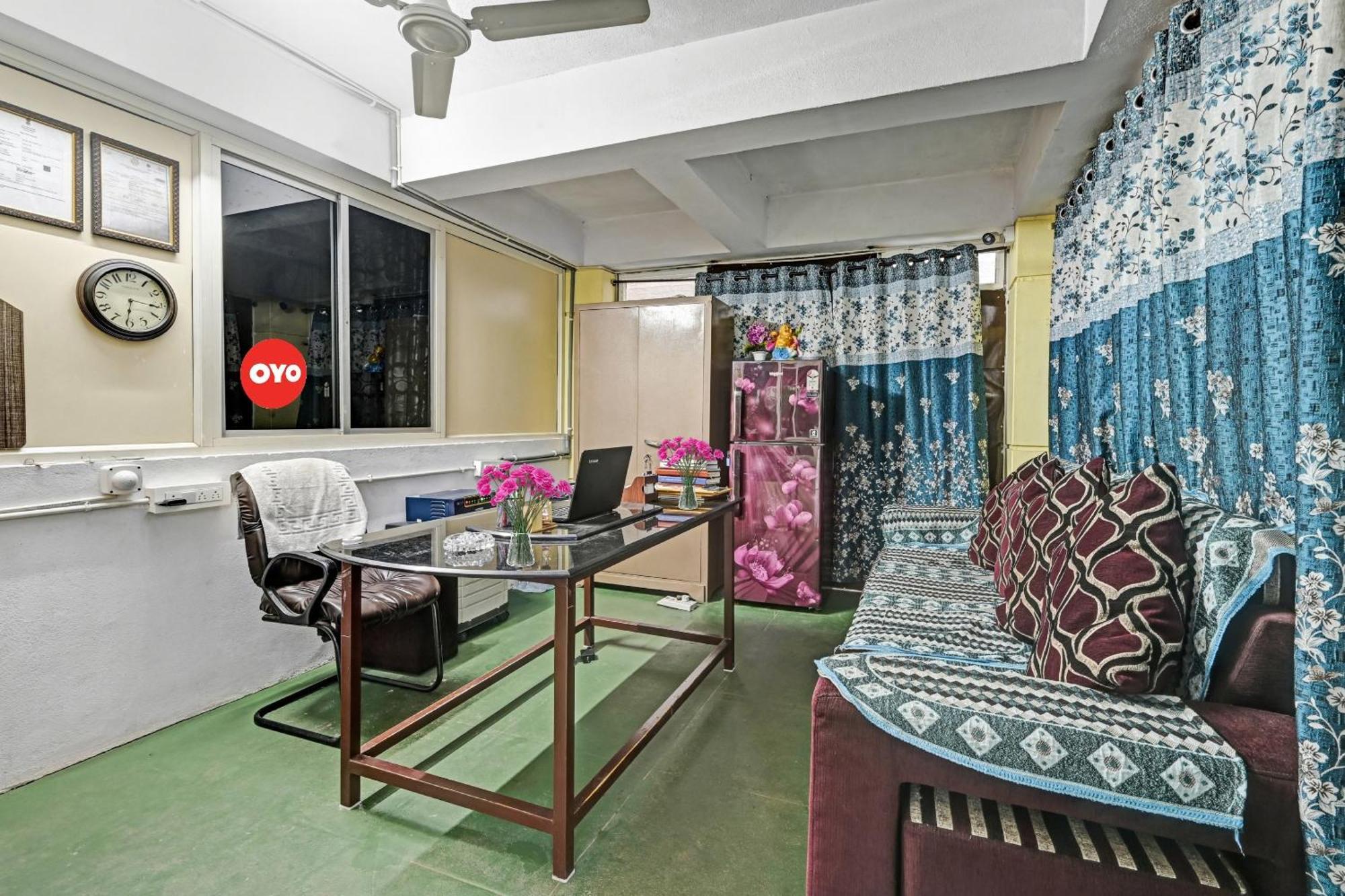Hotel O Coastal Inn Luxury Service Apartments Kākināda Exterior foto